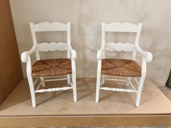 Butacas de enea lacadas