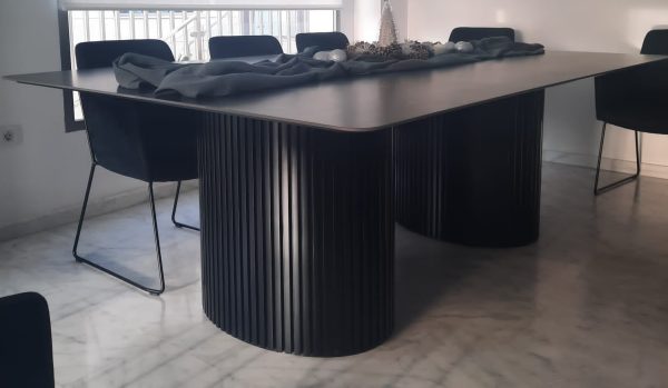 Patas de mesa lacadas