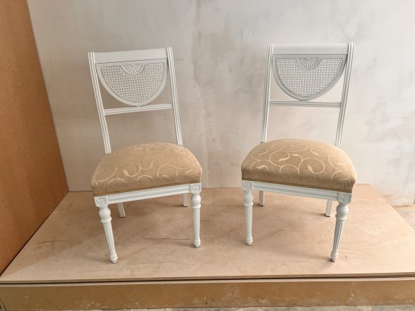 Lacado de sillas tapizadas